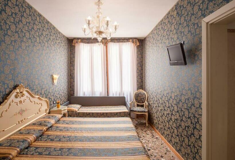 اتاق استاندارد سه نفره, Il Mercante di Venezia