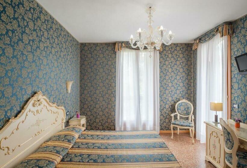 اتاق لوکس با بالکن, Il Mercante di Venezia