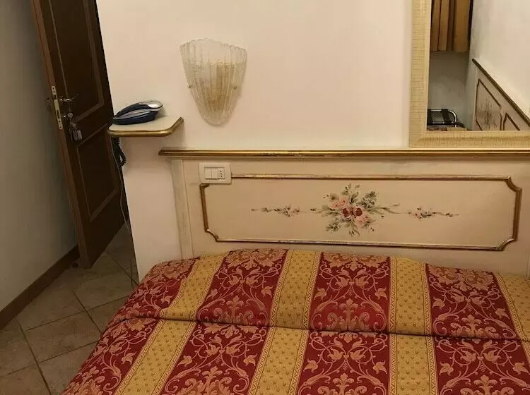 اتاق استاندارد, Il Mercante di Venezia