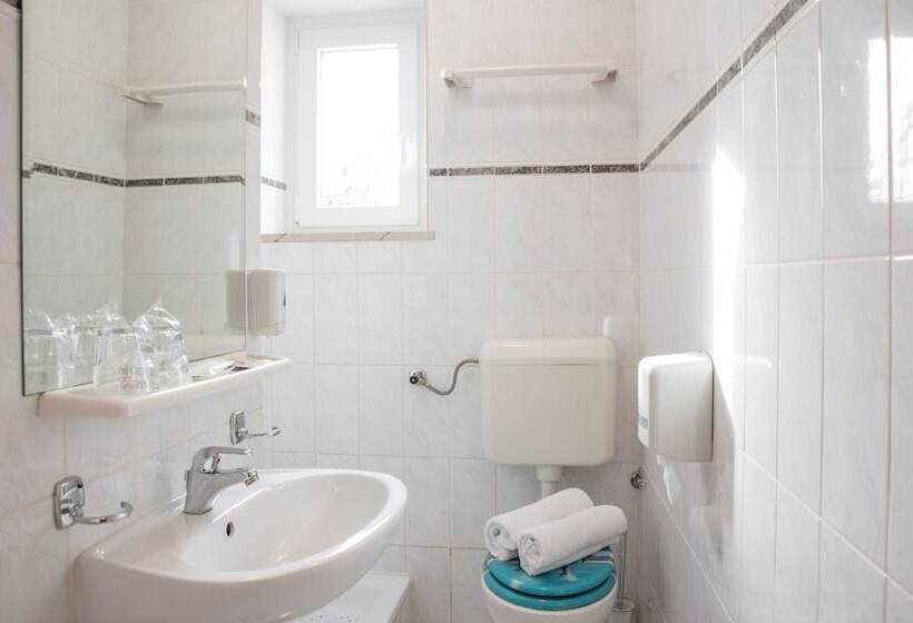 Трехместный Superior Вид на Море, Krilo