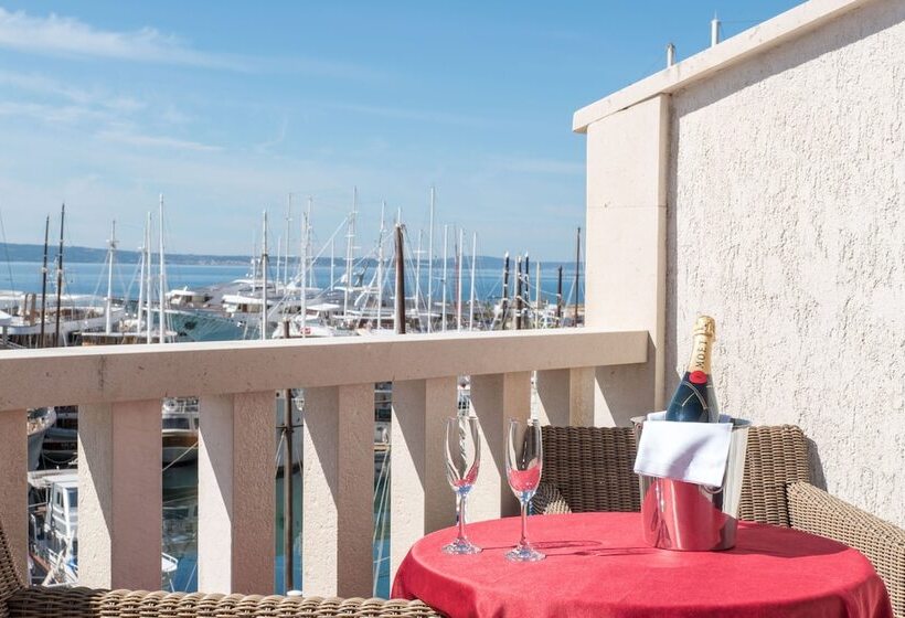 Трехместный Superior Вид на Море, Krilo