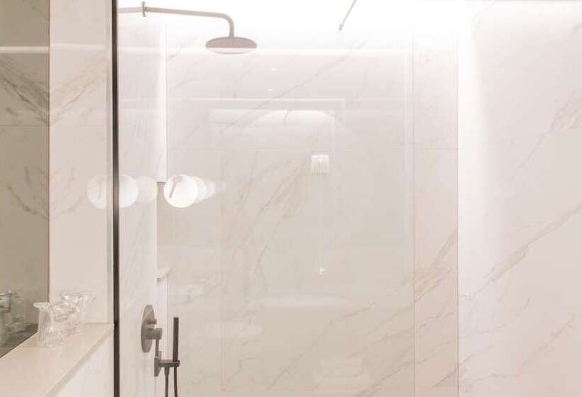 Трехместный Номер Deluxe Вид на Море, Krilo