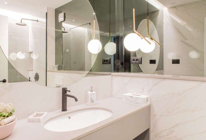 Трехместный Номер Deluxe Вид на Море, Krilo