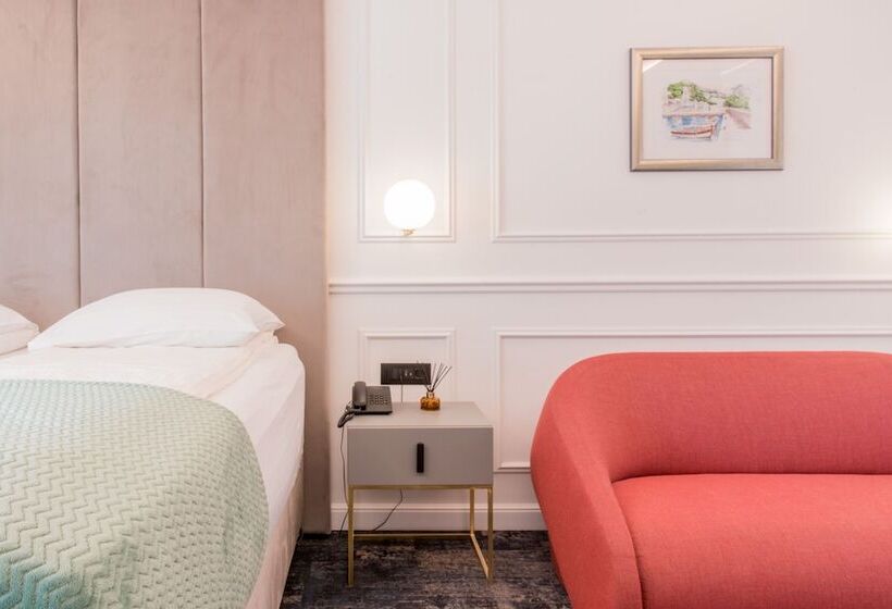 Трехместный Номер Deluxe Вид на Море, Krilo