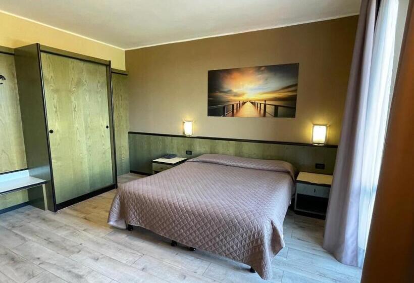 غرفة قياسية, Lo Scoiattolo