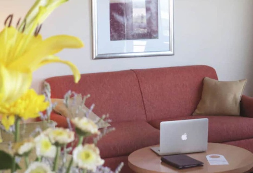 سوییت, Maran Suites & Towers