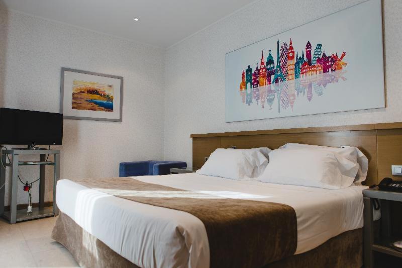 Номер Стандарт, Mas Camarena