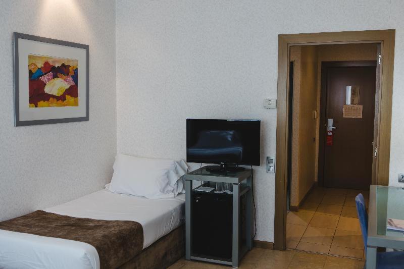 Номер Стандарт, Mas Camarena