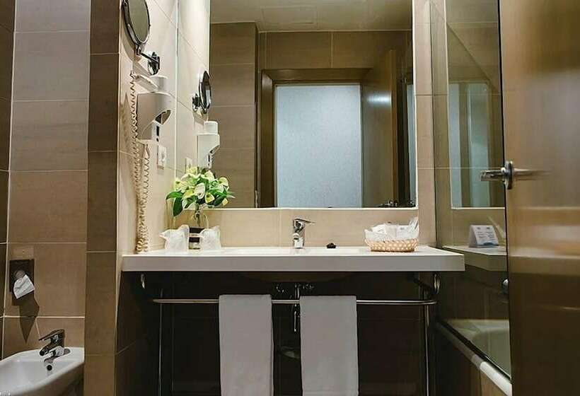 Номер Стандарт, Mas Camarena