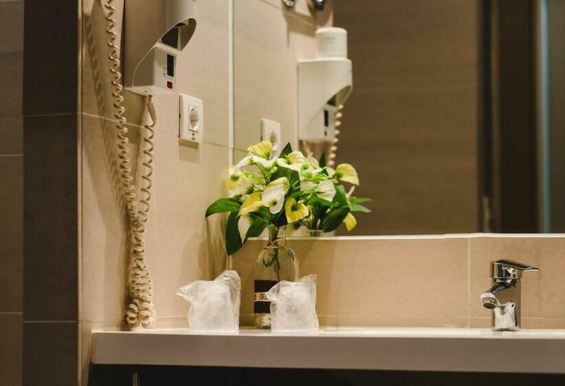 Номер Basic, Mas Camarena