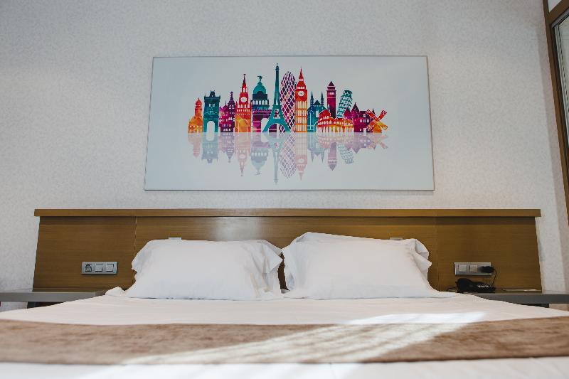 Номер Стандарт, Mas Camarena