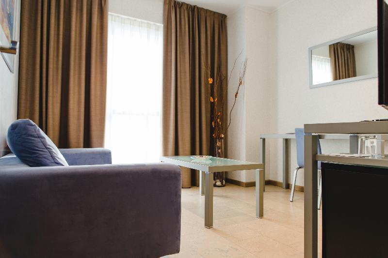 Полулюкс, Mas Camarena