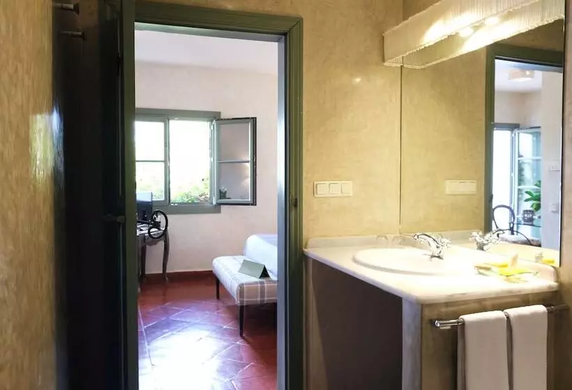 سوییت جونیور, Boutique Molino Del Arco