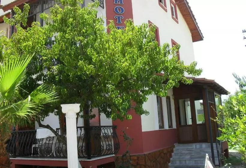 ペントハウスルーム, Villa Ozalp Apartments