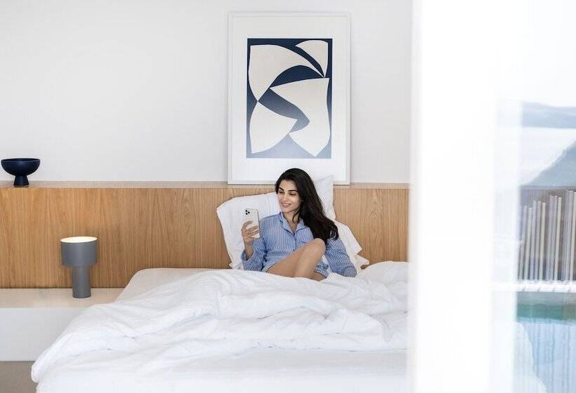 전용 풀장 스위트, Lilium Hotel Santorini