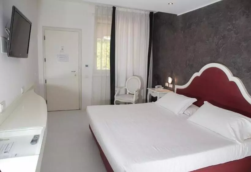 バスタブ付きスタンダードルーム, Blue Relais Malpensa Lago Maggiore