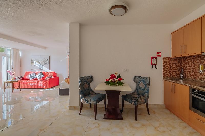 Superior Room with Terrace, Muthu Clube Praia Da Oura