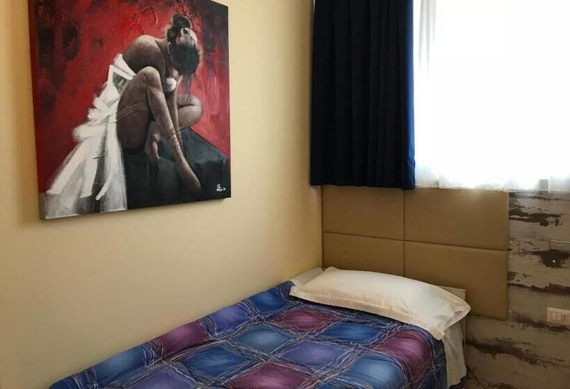 スタンダードシングルルーム, Elys