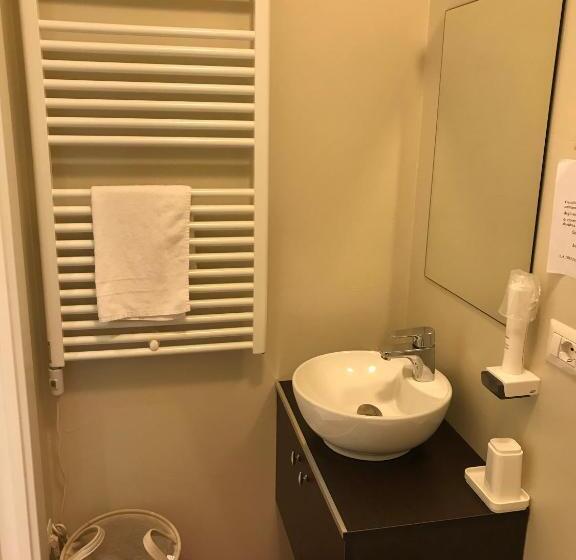 スタンダードシングルルーム, Elys