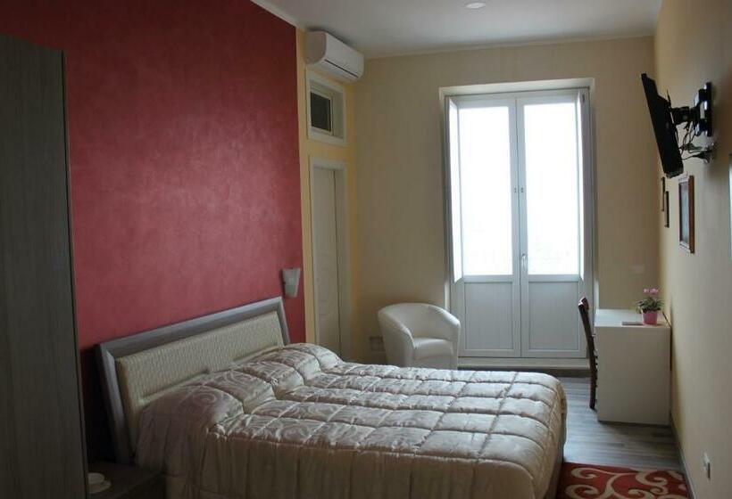 غرفة قياسية, Alla Chiazzetta Calabria