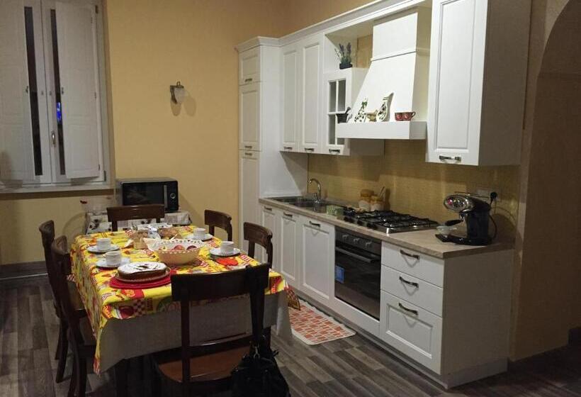 غرفة قياسية, Alla Chiazzetta Calabria