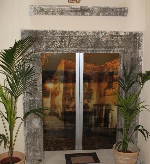 غرفة قياسية, Alla Chiazzetta Calabria