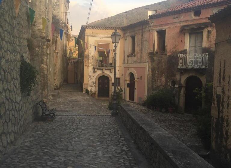 غرفة قياسية مطلّة علي البحر, Alla Chiazzetta Calabria