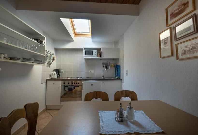 Апартаменты 2 Спальни, Landhaus Birgit