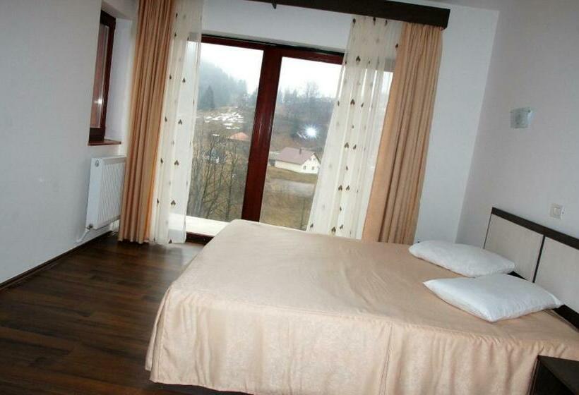 חדר סטנדרט עם מרפסת, Pensiunea Daria