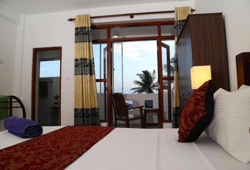 غرفة ديلوكس مزودة بشرفة, Hikka Regent