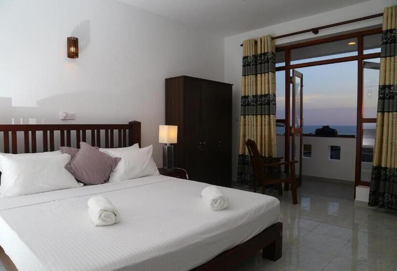 غرفة ديلوكس مزودة بشرفة, Hikka Regent