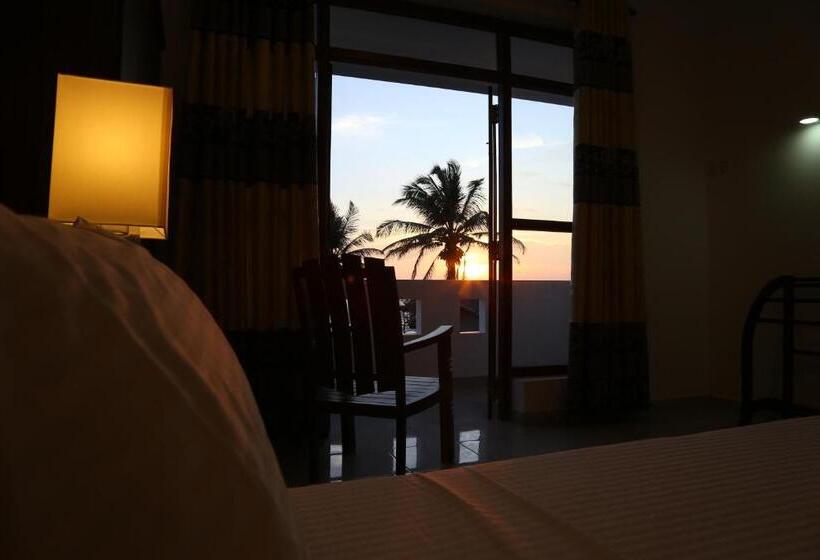 غرفة ديلوكس مزودة بشرفة, Hikka Regent