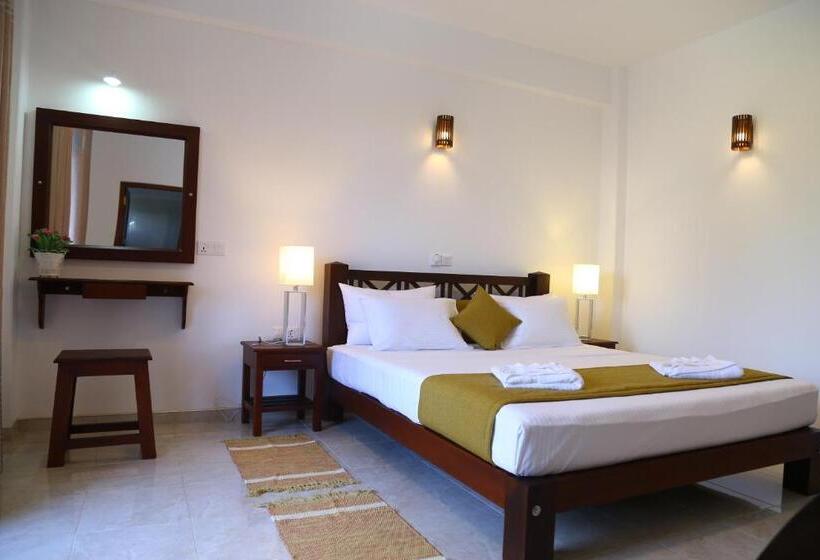 غرفة ديلوكس مزودة بشرفة, Hikka Regent