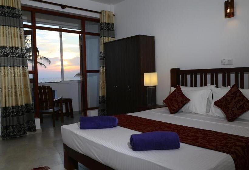 غرفة ديلوكس مزودة بشرفة, Hikka Regent