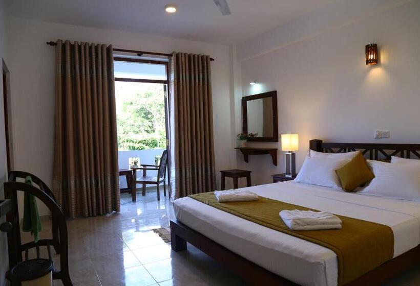 غرفة ديلوكس مزودة بشرفة, Hikka Regent