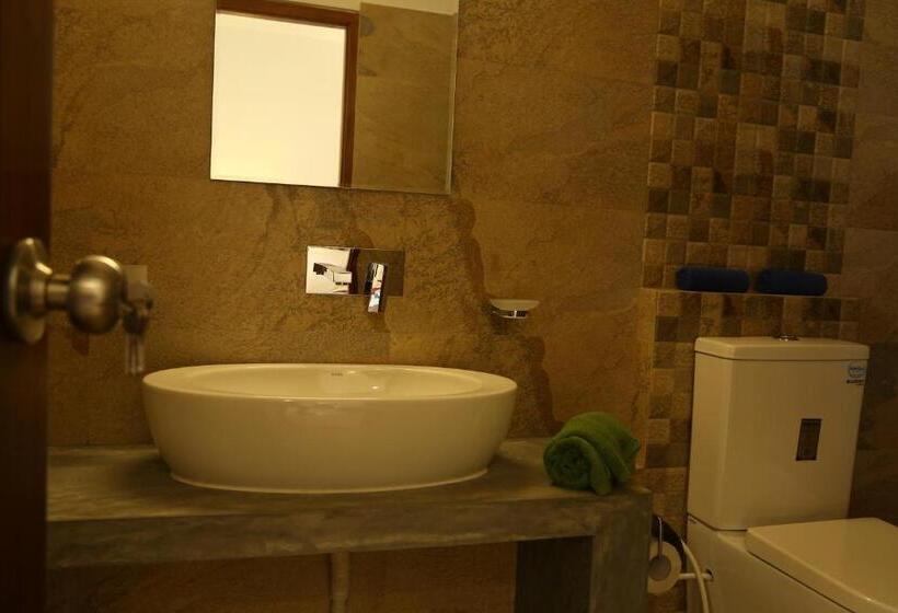 غرفة ديلوكس مزودة بشرفة, Hikka Regent