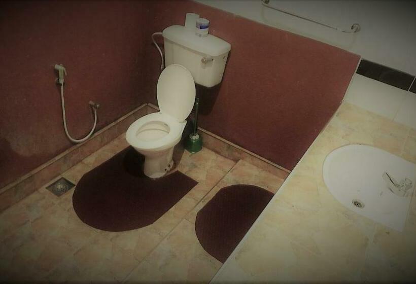 标准间, River Side Cabana