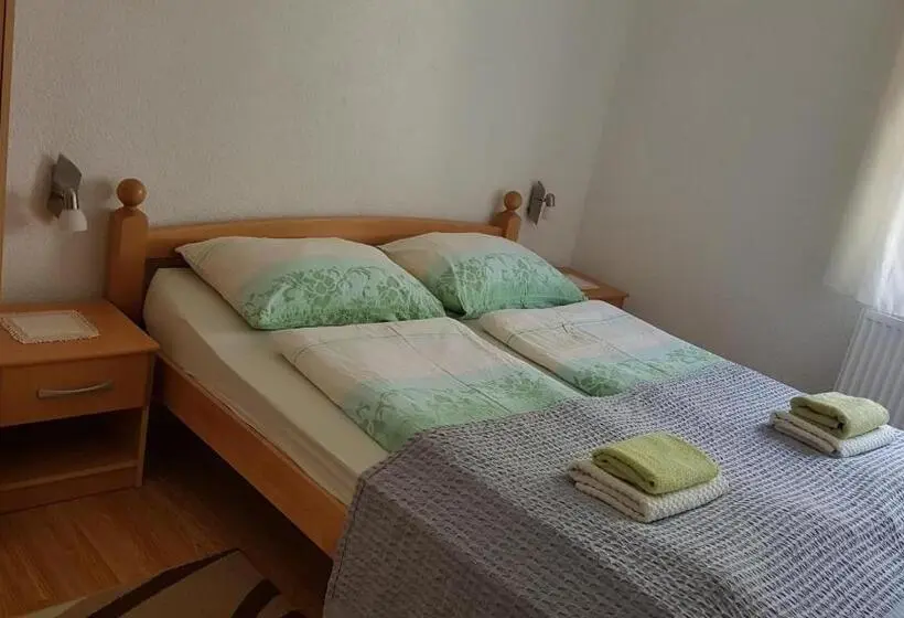 Basic-huone, St George B&b
