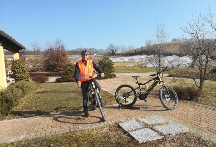 غرفة عائلية, B&b La Frola