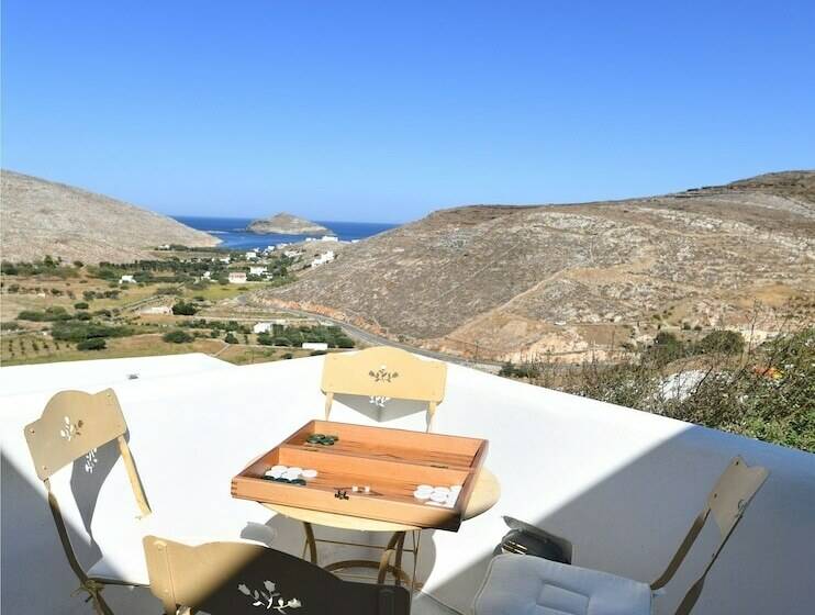 标准工作室, Glafki Hotel Tinos