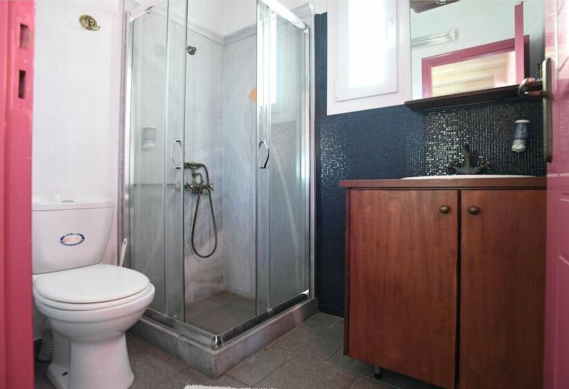 标准工作室, Glafki Hotel Tinos