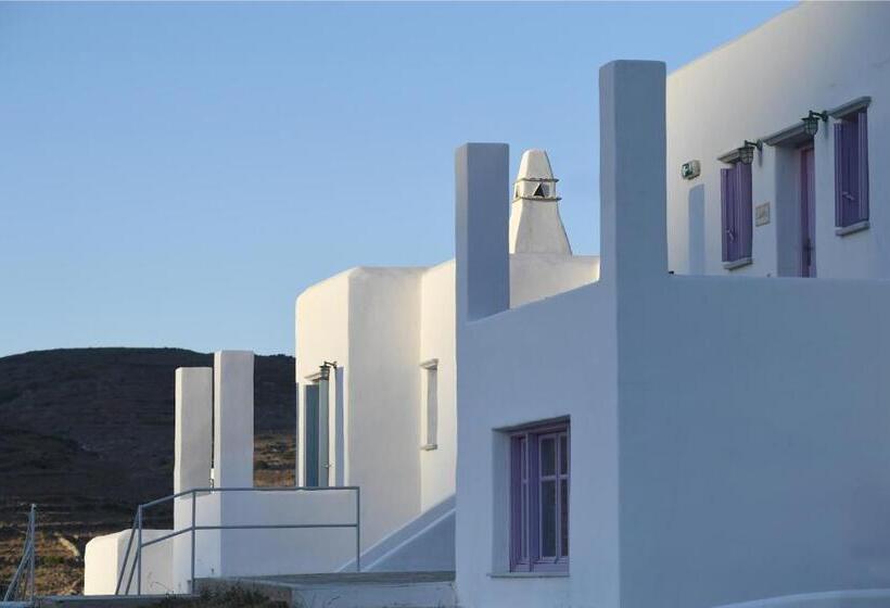 标准工作室, Glafki Hotel Tinos