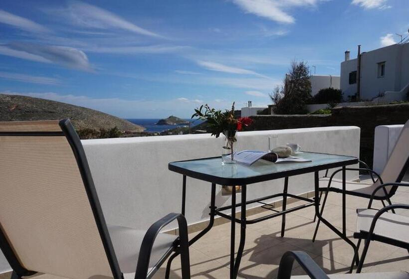 Номер Стандарт Вид на Море, Glafki Hotel Tinos