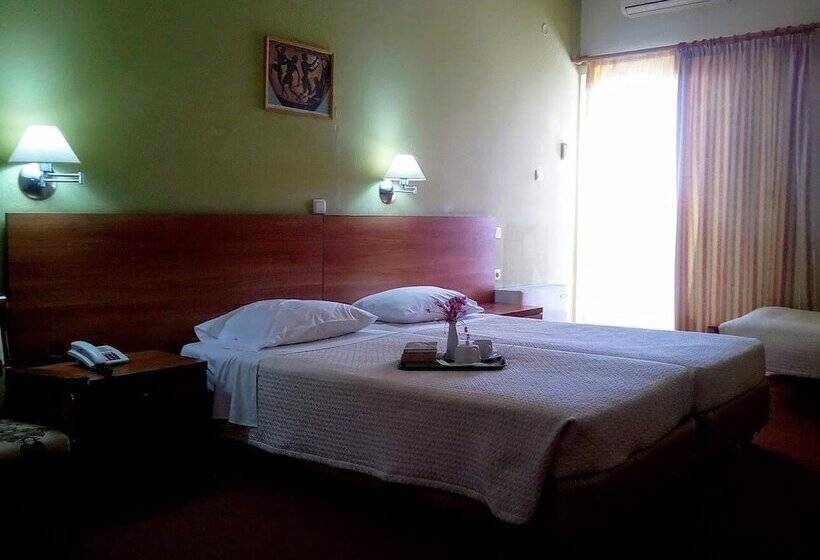 Номер Стандарт, La Petite Planete