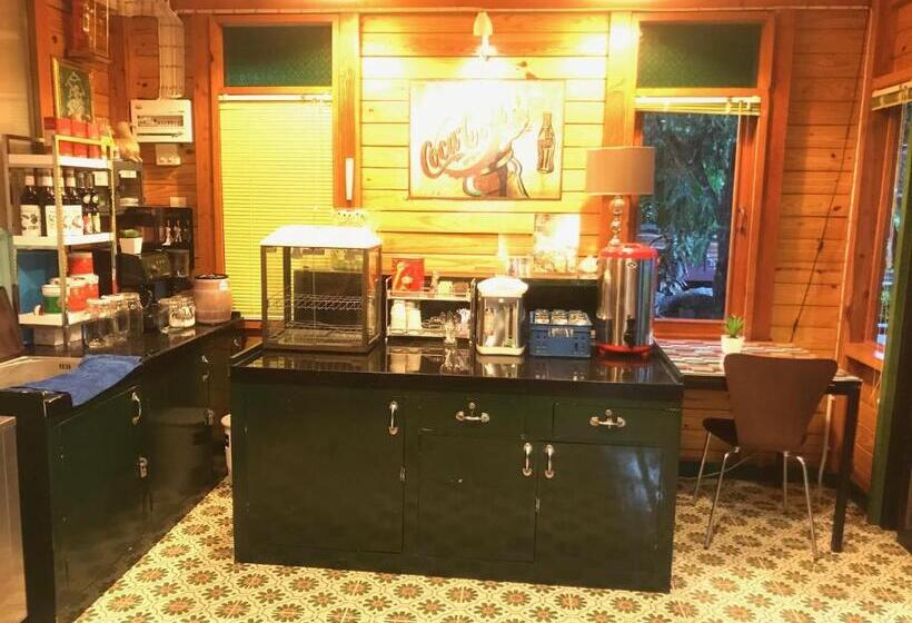 Студия Стандарт, Nung Ni Bang Khon Thi Resort