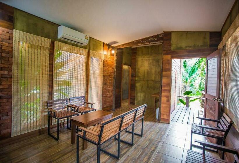 패밀리 룸, Palm Pran Resort