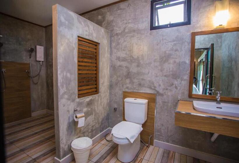 Büyük Çift Kişilik Yataklı Standart Oda, Palm Pran Resort