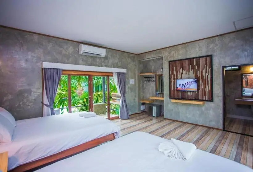 اتاق استاندارد چهار تخته, Palm Pran Resort
