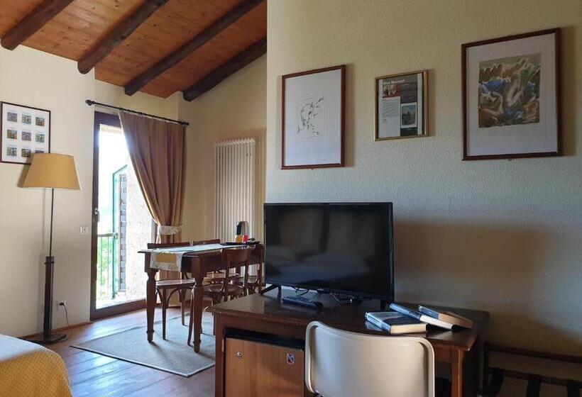 חדר משפחתי, Wine & Art Relais Vallombrosa