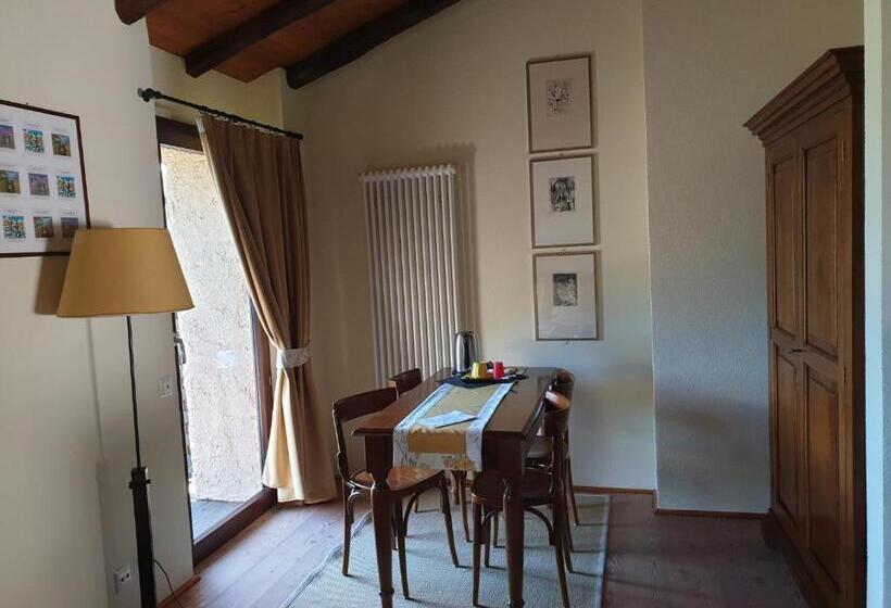 חדר משפחתי, Wine & Art Relais Vallombrosa